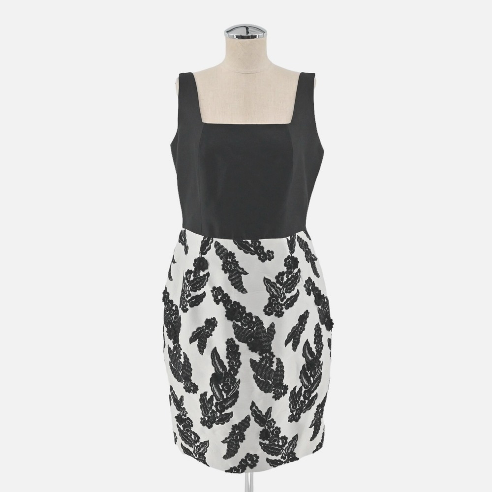 SHANNON MCLEAN Dress Womens‎ Size L Black White Floral Embroidered Mini Sheath